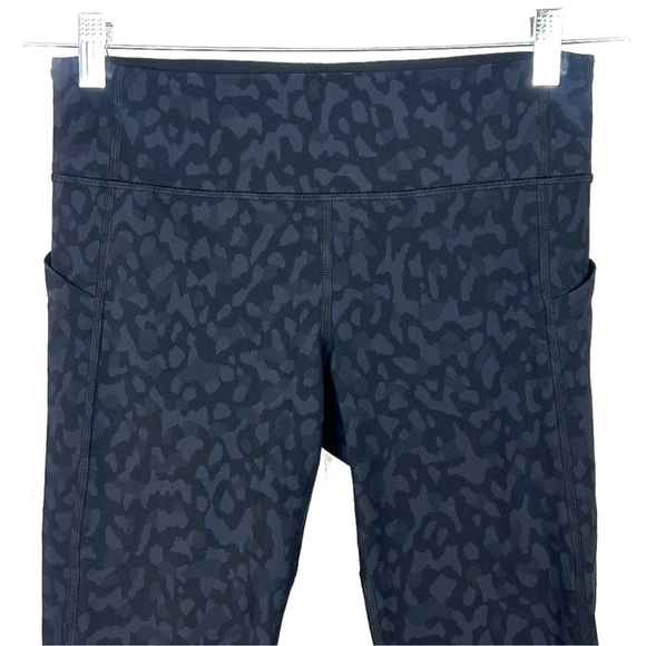 Lululemon Animal Print Pace Rival Formation Deep Coal cropped leggings 6 - Picture 3 of 8